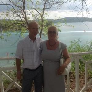 Meet your Posher, Ewa